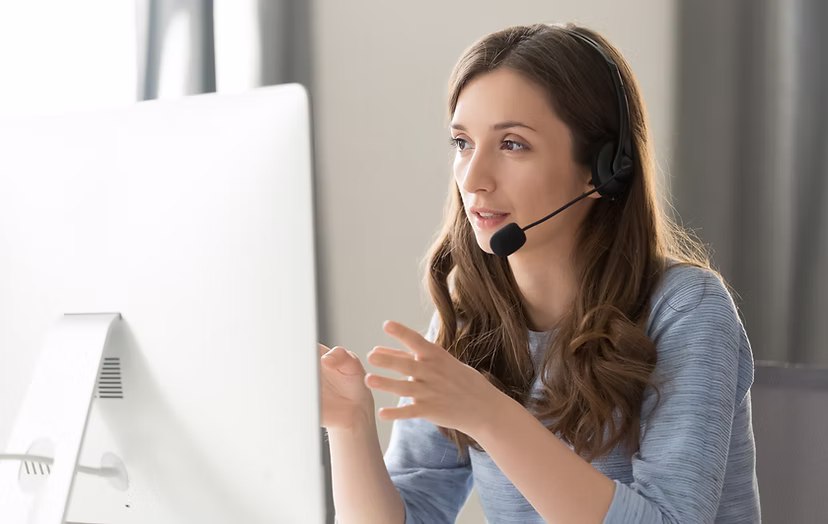 Mississauga IT support tech worker